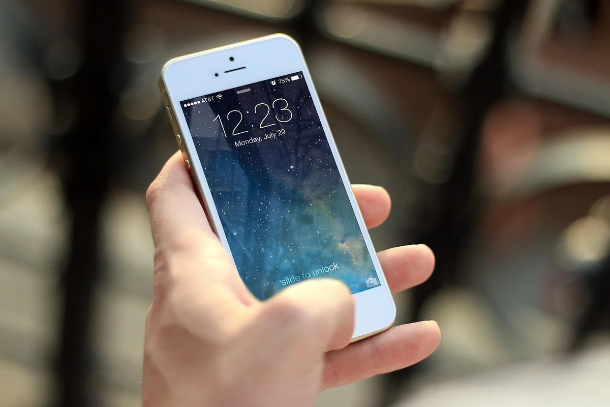 Expérience utilisateur mobile : navigation et contenu